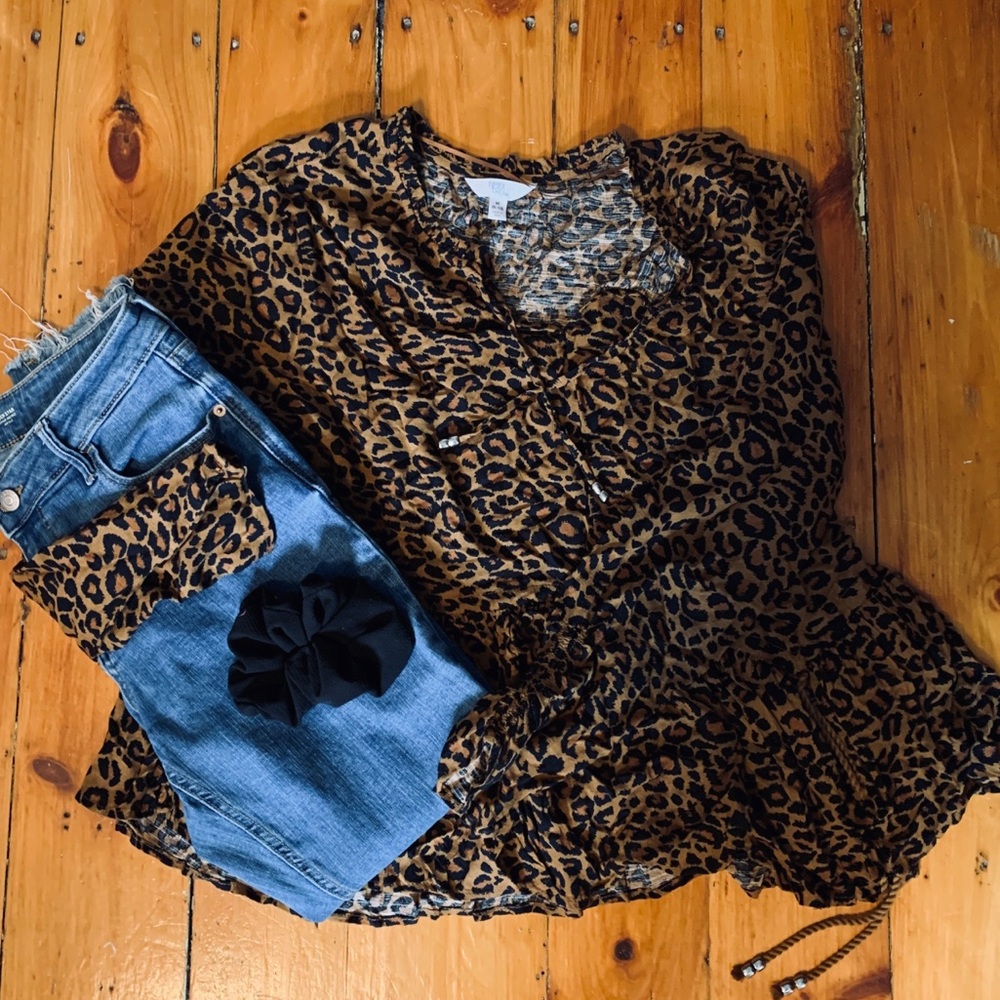 Long sleeve flowy cheetah shirt!